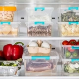 Como organizar o interior da geladeira